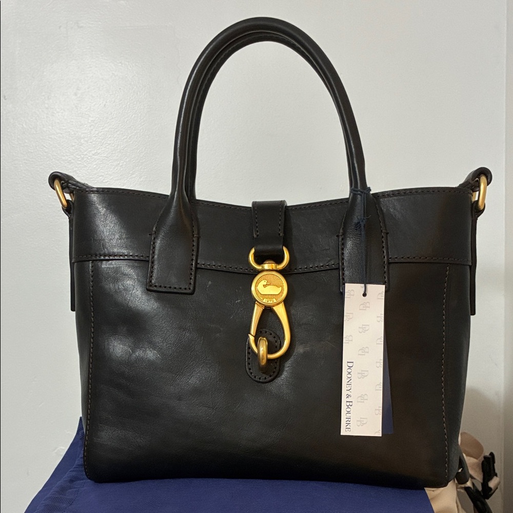 Dooney & Bourke Amelie Tote Black